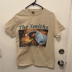 Gildan Beige Graphic Tee